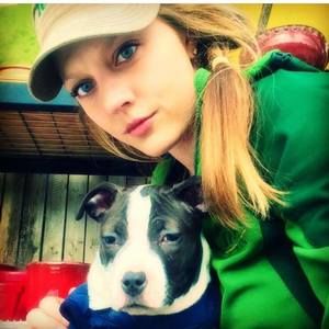 Meet your Posher, Kelley